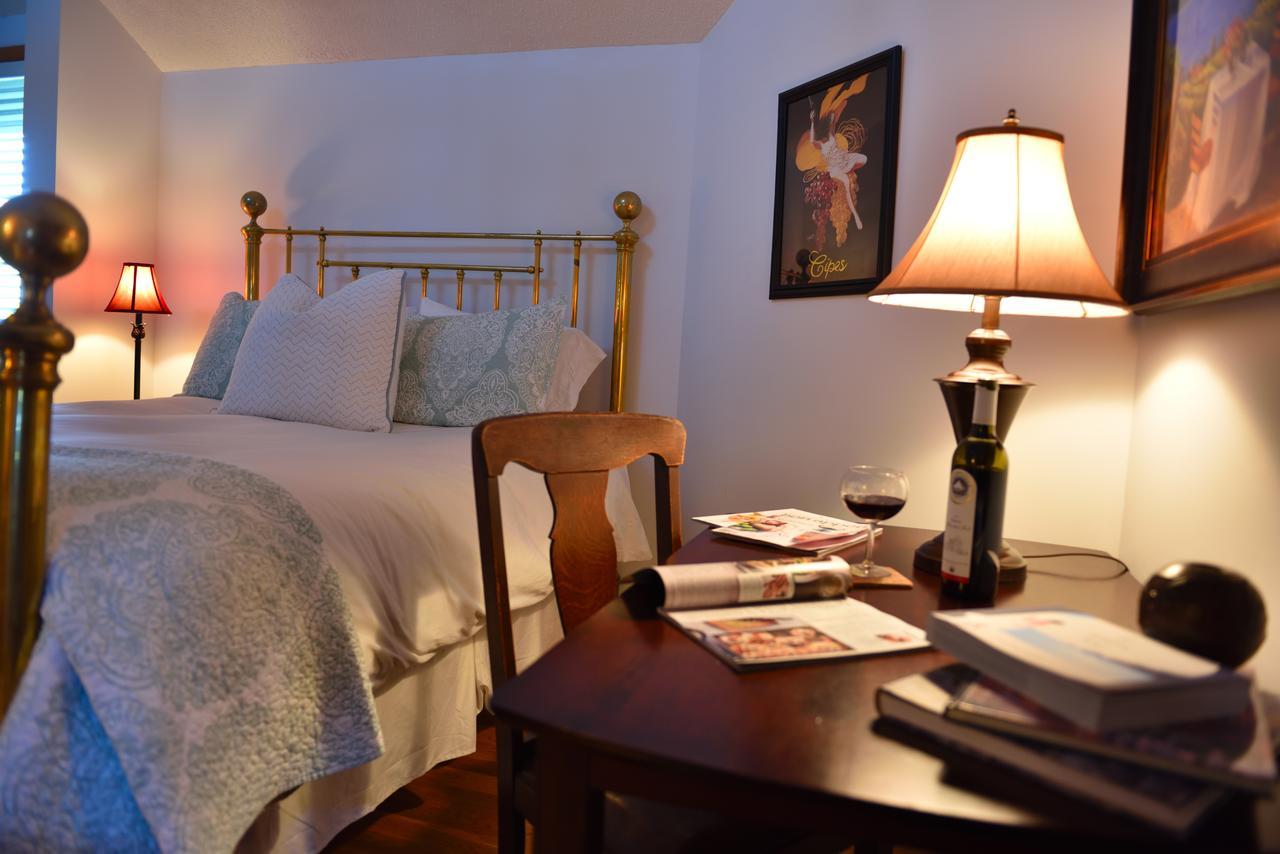 Summerhill Estate House Bed & Breakfast Kelowna Ngoại thất bức ảnh