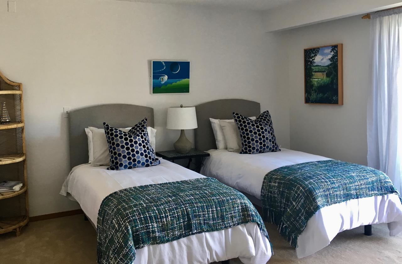 Summerhill Estate House Bed & Breakfast Kelowna Ngoại thất bức ảnh