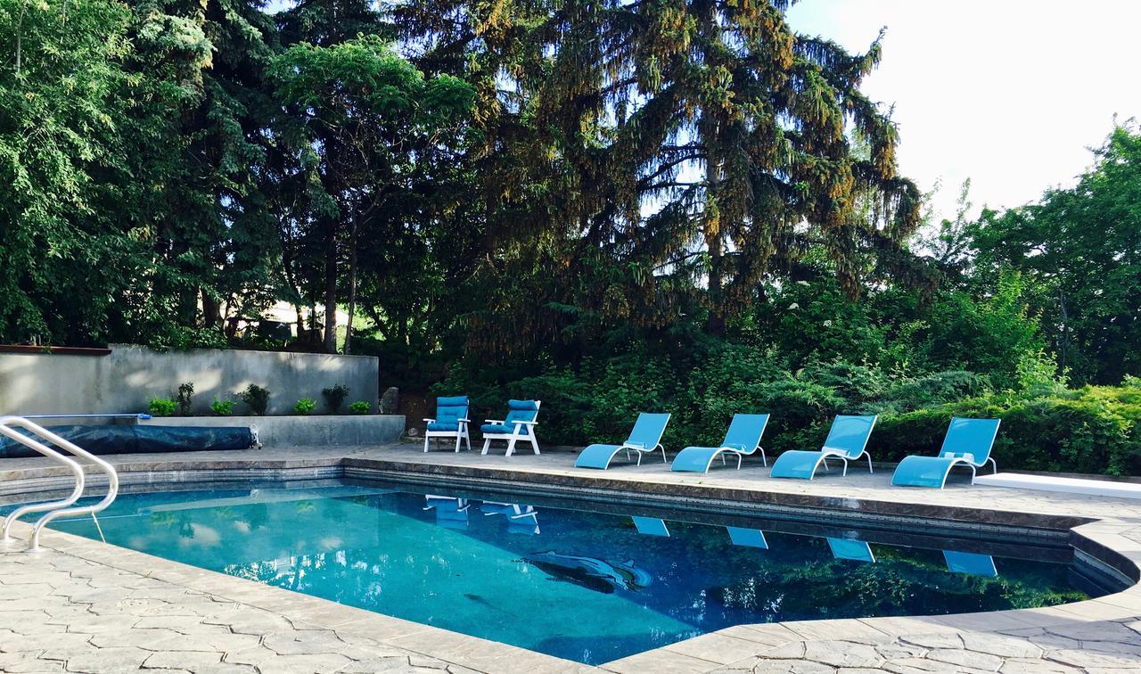 Summerhill Estate House Bed & Breakfast Kelowna Ngoại thất bức ảnh