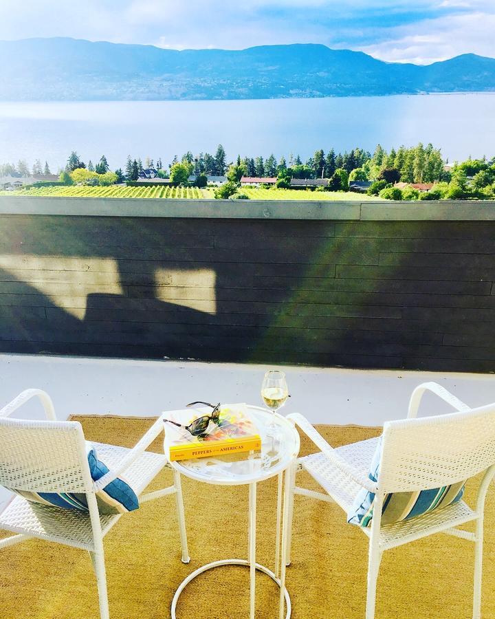 Summerhill Estate House Bed & Breakfast Kelowna Ngoại thất bức ảnh